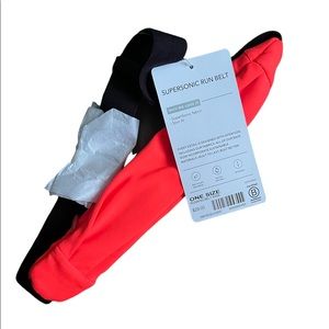 Athleta Supersonic Run Belt